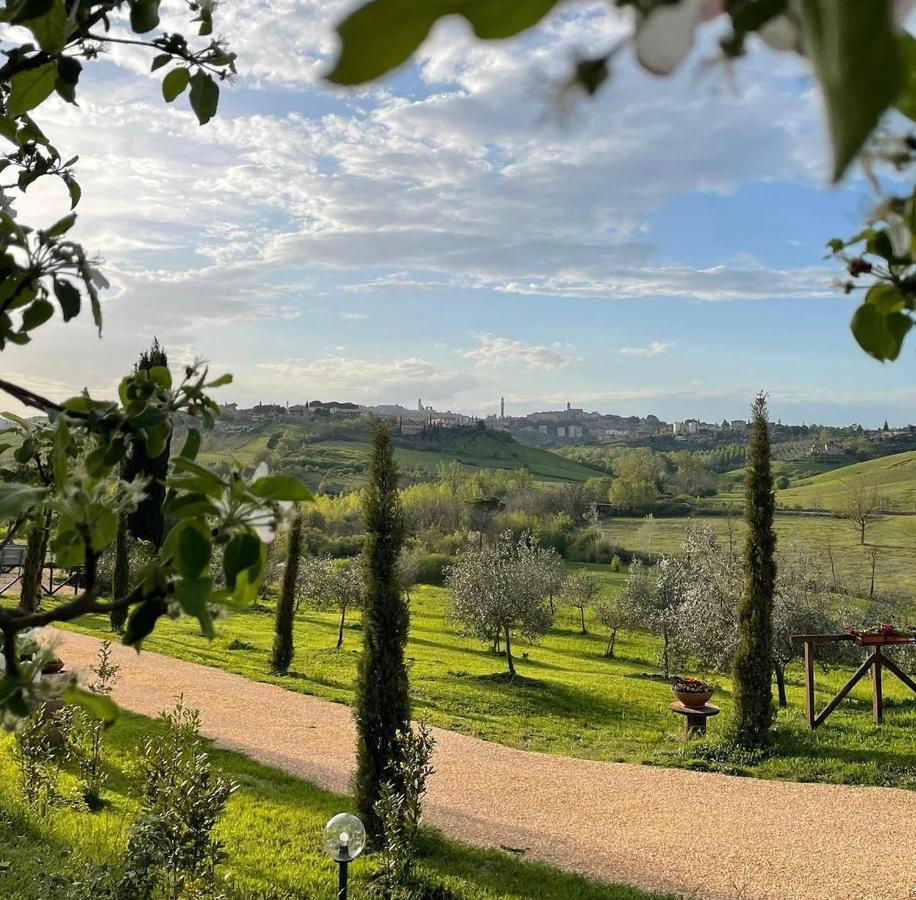 Agriturismo La Corte Del Sole เซียนา ภายนอก รูปภาพ