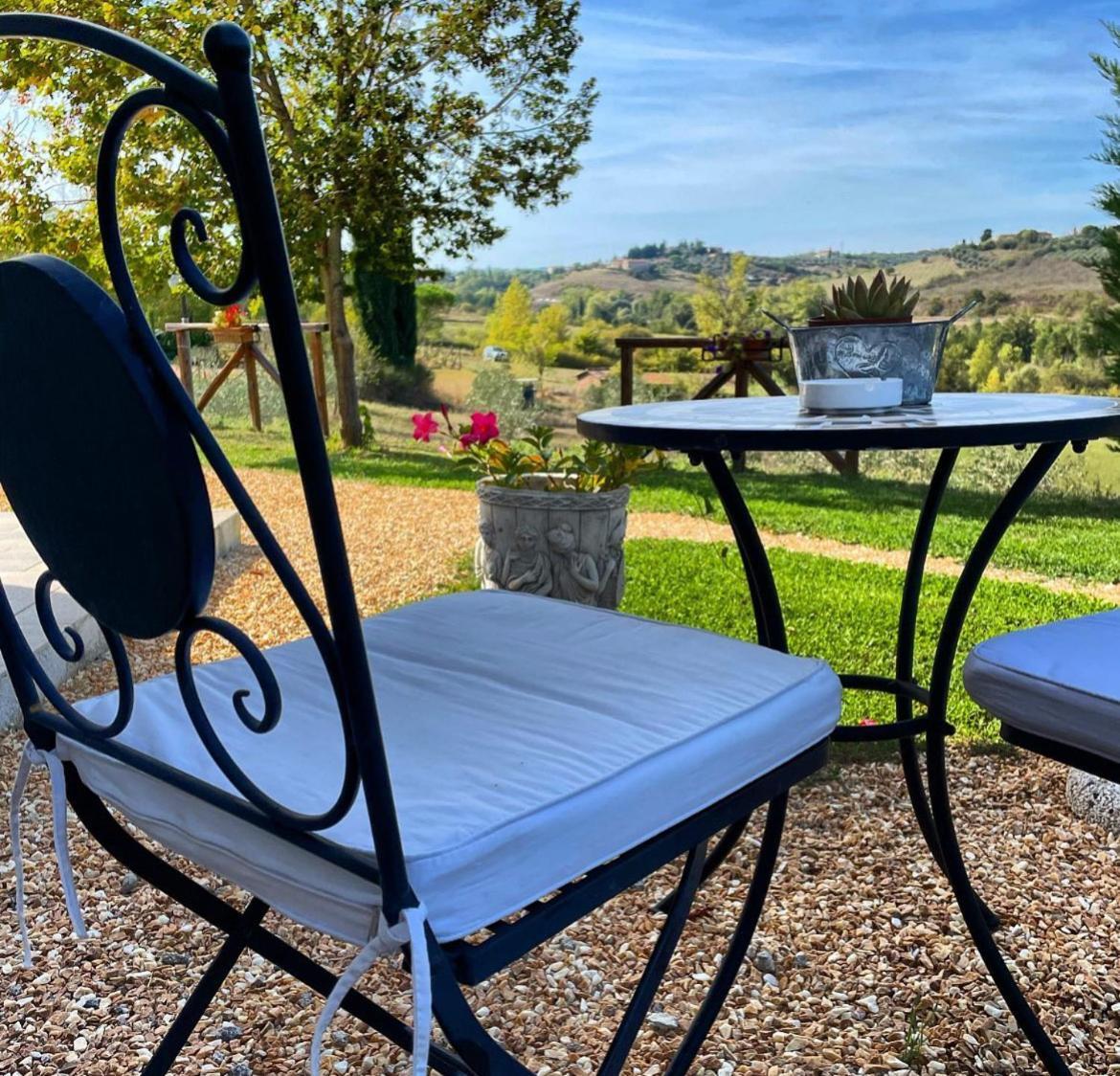 Agriturismo La Corte Del Sole เซียนา ภายนอก รูปภาพ